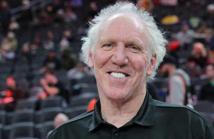 NBA Hall of Fame listesindeki Bill Walton 71 yaşında hayatını kaybetti