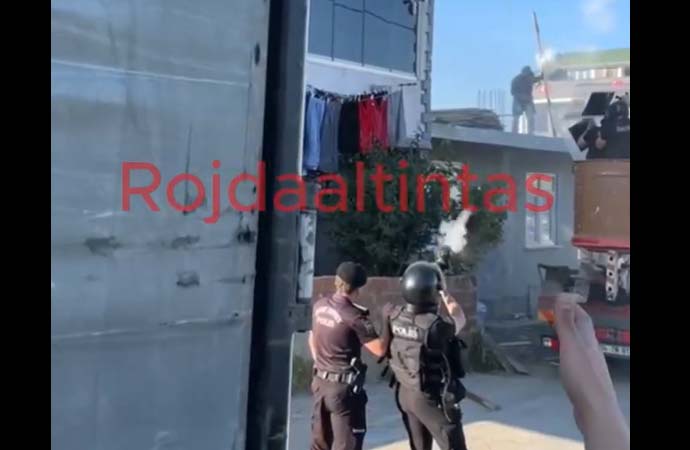 AKP’li belediyenin yıkılmasına karar verdiği evlerini savunan yurttaşlara polis müdahalesi