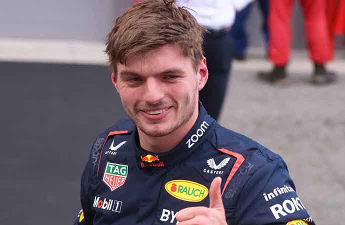 Max Verstappen Kanada’da yağmur altında zafere uzandı