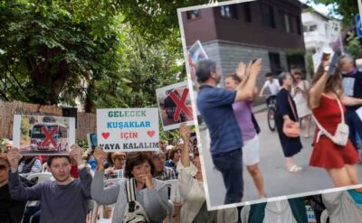 Büyükada’da “azmanbüs”ler “Erik Dalı” ile protesto edildi