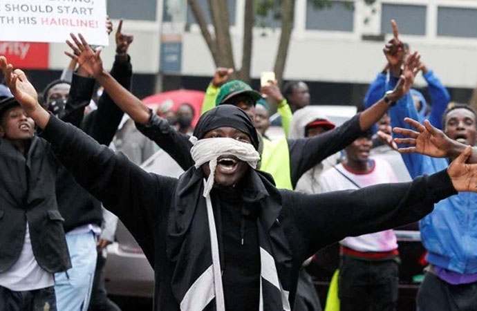 Kenya’daki vergi protestosuna müdahale! Bir kişi polis ateşiyle öldü iddiası