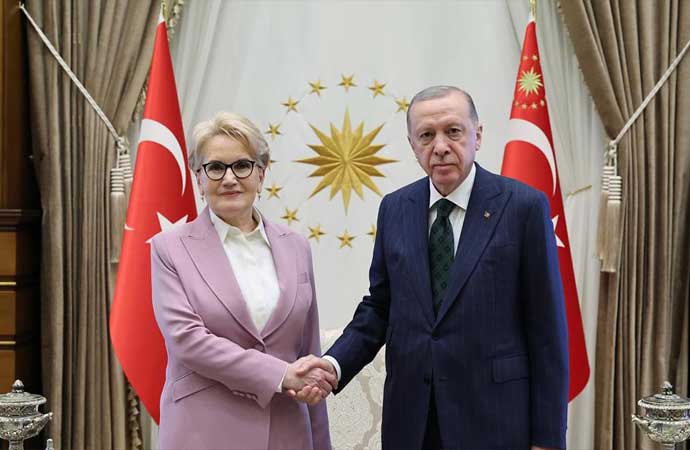 Erdoğanla görüşme krizi büyüyor! Akşener’den İYİ Parti’ye “fotoğraflarımı kaldırın” dilekçesi