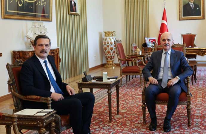 Numan Kurtulmuşla görüşen Erkan Baş: Kendisine dört klasör teslim ettik