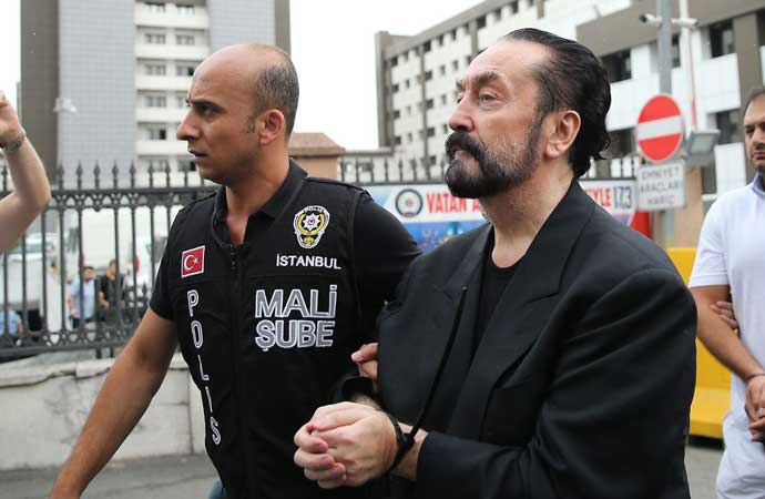 Adnan Oktar’ın 8 bin yıllık hapsi kesinleşti