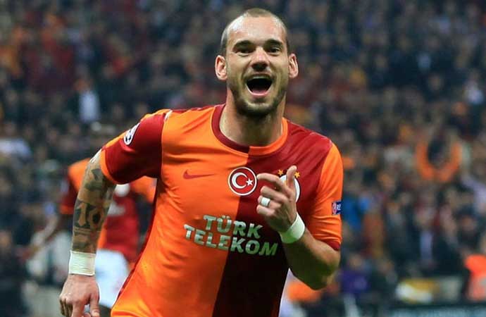 Sneijder’den kara para iddialarına “zarar ettim” yanıtı