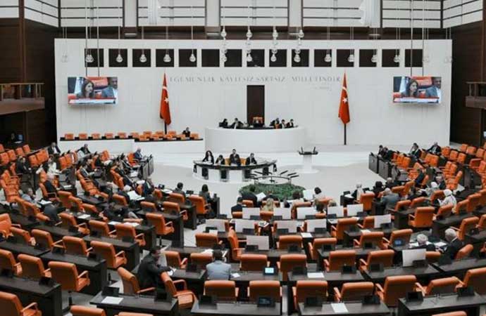 Vergi ödemeyen şirketlere AKP ve MHP kalkanı