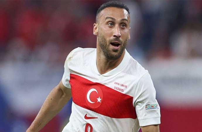 Mehmet Büyükekşi’nin arkasından dolanan Cenk Tosun yanlış anlaşılmış