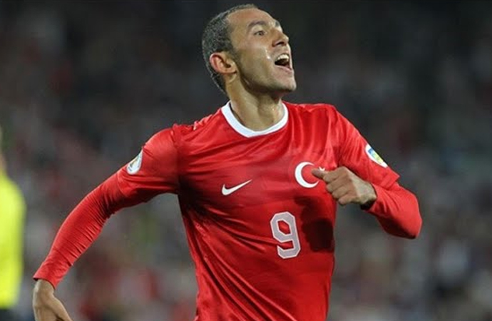 Futbolu bırakan Umut Bulut, Çalımbay’ın ekibine katıldı