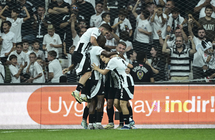 Beşiktaş, Dolmabahçe’deki gol düellosundan galip çıktı