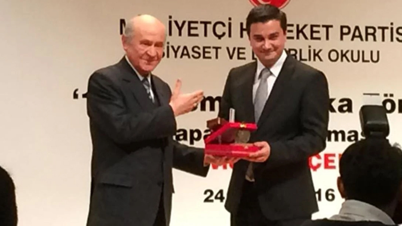 Bahçeli’nin Öcalan çağrısına karşı çıkan isim görevden alındı