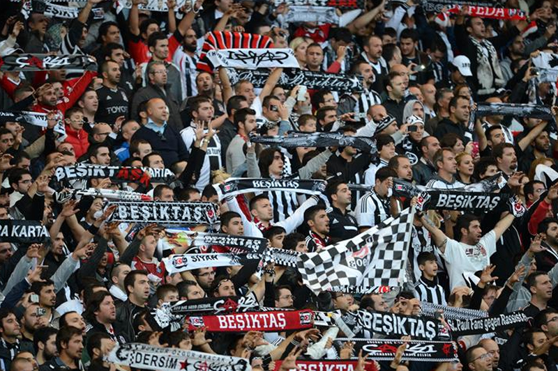 Beşiktaş tarafına Avrupa Ligi yasağı