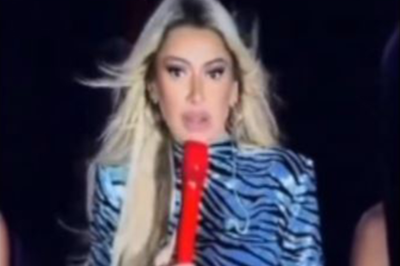 Hadise: Bu ülkede çok acil bir şeyler değişmeli