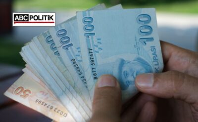 En düşük emekli maaşını ve memura gelecek refah payını canlı yayında açıkladı